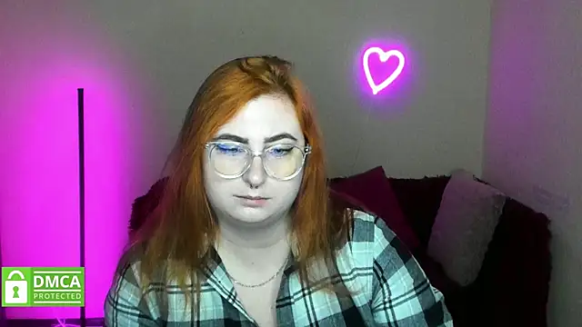 Alicia love00 online show from October 24, 2025, 5:28 am