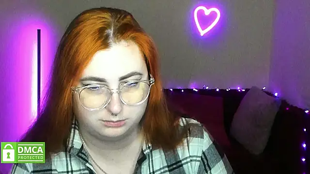 Alicia love00 online show from December 15, 2025, 6:30 am