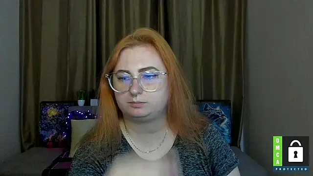 Snapshot of Alicia_love00 chatting on September 16, 2025, 5:25 pm Alicia love00 online show from September 16, 2025, 5:25 pm