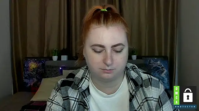 Snapshot of Alicia_love00 chatting on September 12, 2025, 5:29 am Alicia love00 online show from September 12, 2025, 5:29 am