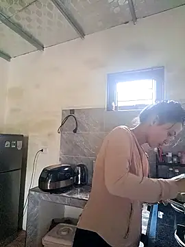 Jun-Mzzz online show from September 29, 2025, 2:18 am