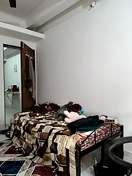 Snapshot of luv_johrrra chatting on November 23, 2025, 2:32 am luv johrrra online show from November 23, 2025, 2:32 am