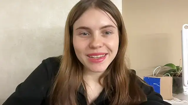Snapshot of Delilah_Leila chatting on November 24, 2025, 9:48 pm Delilah Leila online show from November 24, 2025, 9:48 pm