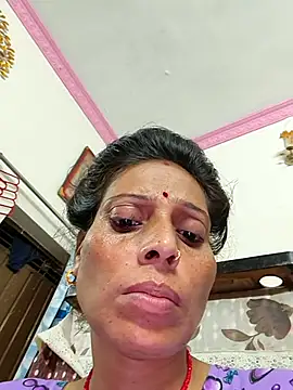 Snapshot of ISHANI-SINGH chatting on October 6, 2025, 3:13 pm ISHANI-SINGH online show from October 6, 2025, 3:13 pm