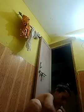 ISHANI-SINGH online show from April 15, 2026, 3:27 pm