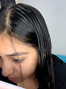 Milly Sweet14 online show from September 25, 2025, 3:12 am