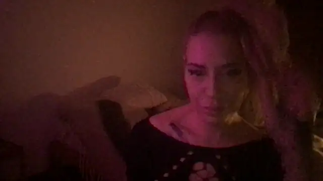 Snapshot of hacheacca chatting on February 1, 2026, 3:16 am hacheacca online show from February 1, 2026, 3:16 am