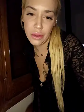 Snapshot of hacheacca chatting on December 4, 2025, 9:03 pm hacheacca online show from December 4, 2025, 9:03 pm