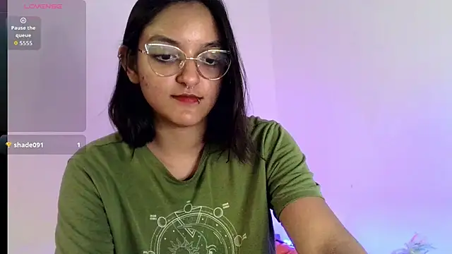 Snapshot of Ari_20_ chatting on December 19, 2025, 7:05 pm Ari 20 online show from December 19, 2025, 7:05 pm