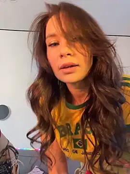 Chloe Ravens online show from March 30, 2026, 8:38 am