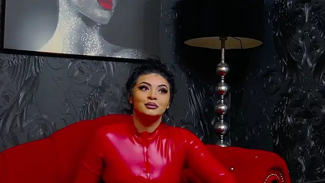 DevashaQueenX online show from April 6, 2026, 7:53 am