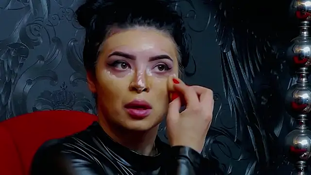 DevashaQueenX online show from April 20, 2026, 6:38 am