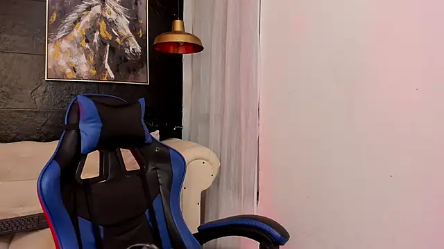 Mathewboy1 online show from September 12, 2025, 11:43 am