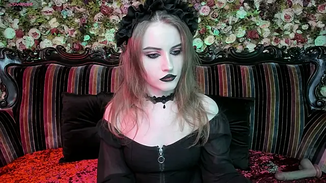 EllieMori online show from April 5, 2026, 9:43 pm