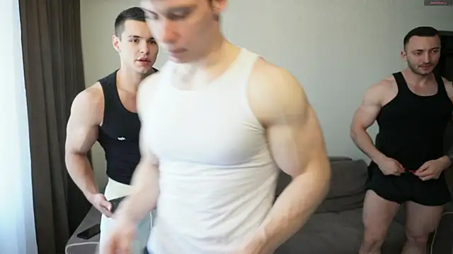 Horny boyzz online show from May 18, 2026, 6:51 am
