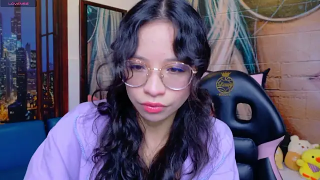 Giaa rossi online show from February 9, 2026, 2:04 pm