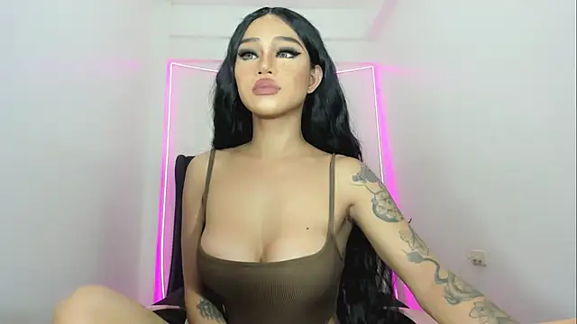 DazzlingDivaLiza online show from April 8, 2026, 3:08 am