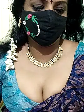 Snapshot of yoga-mithraa chatting on October 3, 2025, 7:10 am yoga-mithraa online show from October 3, 2025, 7:10 am