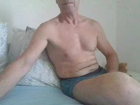 Snapshot of fergi1999 chatting on July 21, 2026, 5:53 am fergi1999 online show from July 21, 2026, 5:53 am