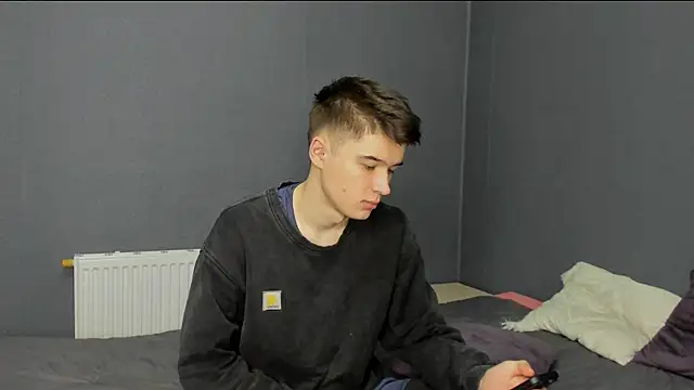 SherlockMax online show from November 16, 2025, 9:30 pm