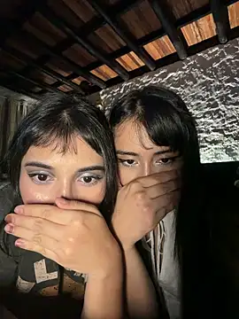 kaori 77 online show from April 19, 2026, 3:51 am