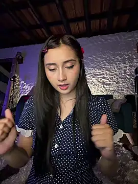 kaori 77 online show from March 6, 2026, 4:07 am