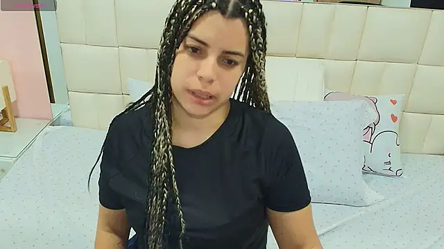 gisell gomez online show from November 29, 2025, 12:27 pm