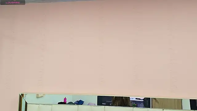 Snapshot of gisell_gomez chatting on December 20, 2025, 12:19 pm gisell gomez online show from December 20, 2025, 12:19 pm