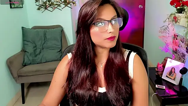 Snapshot of Cameroon-Diaz chatting on February 2, 2026, 1:54 pm Cameroon-Diaz online show from February 2, 2026, 1:54 pm