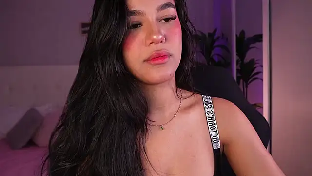 barbaramarmol online show from September 21, 2025, 1:05 pm