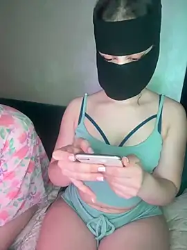 Elina-Marina online show from November 6, 2025, 3:49 pm