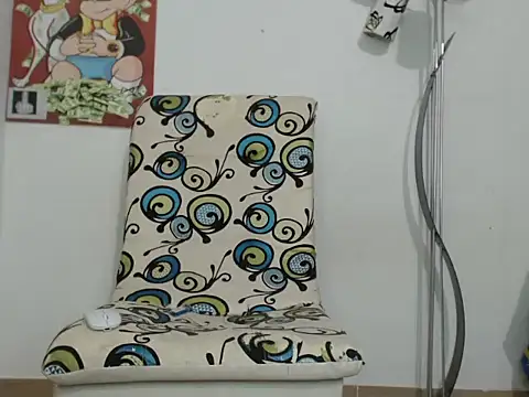 Thomasjons  online show from October 6, 2025, 1:07 am