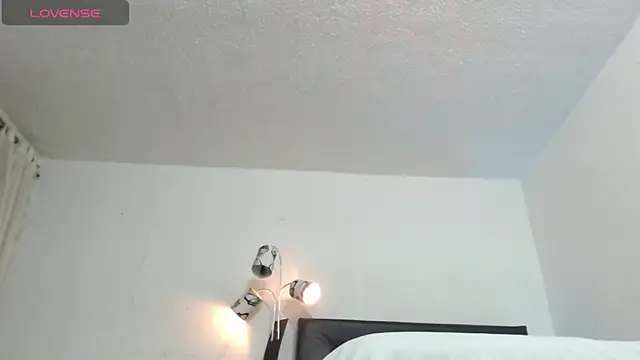 Thomasjons  online show from May 21, 2026, 3:15 am