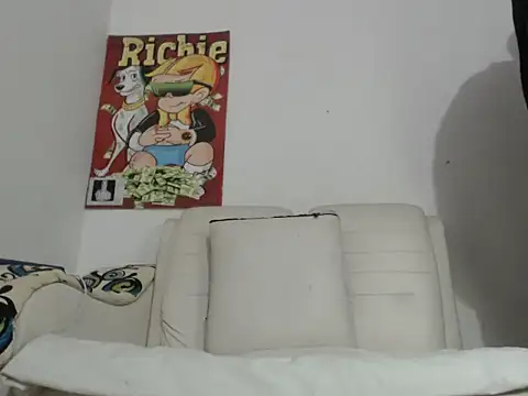 Thomasjons  online show from October 31, 2025, 10:05 pm