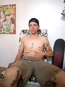 Thomasjons  online show from September 15, 2025, 9:26 pm