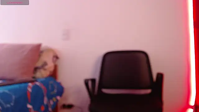 Snapshot of axel_davis_ chatting on October 10, 2025, 1:34 pm axel davis online show from October 10, 2025, 1:34 pm