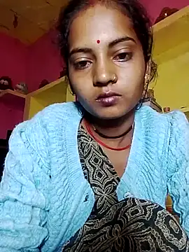 Snapshot of Hot_bbbb chatting on October 19, 2025, 8:33 pm Hot bbbb online show from October 19, 2025, 8:33 pm