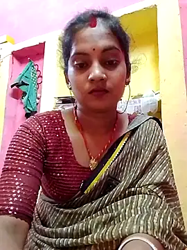 Snapshot of Hot_bbbb chatting on May 30, 2026, 5:14 am Hot bbbb online show from May 30, 2026, 5:14 am