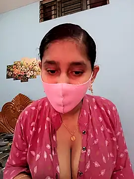 Cute Faria online show from December 18, 2025, 3:55 am