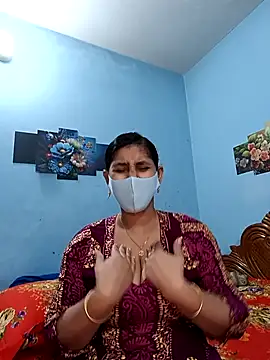 Cute Faria online show from March 13, 2026, 4:01 pm