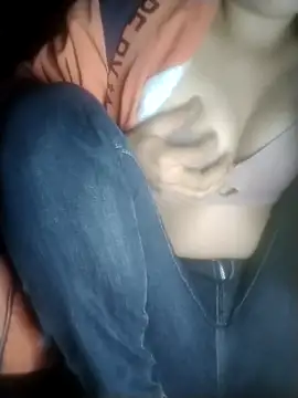 Snapshot of Uknhi chatting on October 30, 2025, 4:26 pm Uknhi online show from October 30, 2025, 4:26 pm