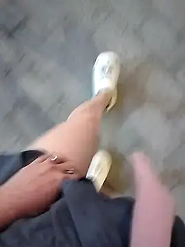 Jessical--Li online show from September 27, 2025, 2:23 pm