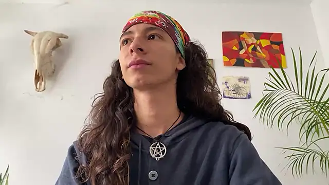 Snapshot of camille_delrey chatting on November 14, 2025, 3:15 pm camille delrey online show from November 14, 2025, 3:15 pm