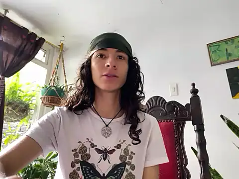 Snapshot of camille_delrey chatting on November 8, 2025, 2:31 pm camille delrey online show from November 8, 2025, 2:31 pm