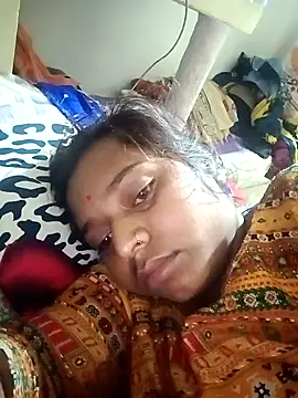 Hot crety online show from November 1, 2025, 12:39 am