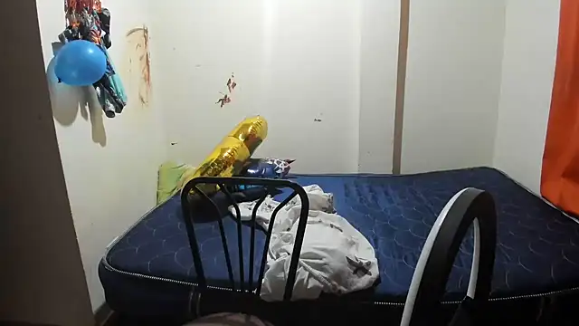 Snapshot of Daphne_girlsex chatting on September 24, 2025, 2:51 am Daphne girlsex online show from September 24, 2025, 2:51 am