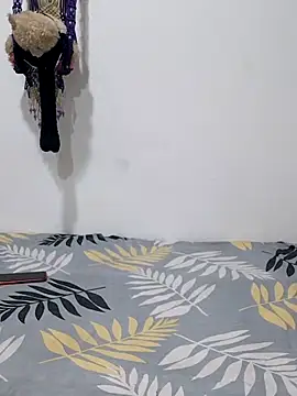 Snapshot of sneha_bebo chatting on December 19, 2025, 3:03 pm sneha bebo online show from December 19, 2025, 3:03 pm