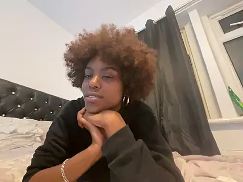 MissAngel-05 online show from October 7, 2025, 7:59 pm