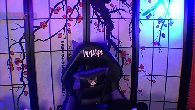 Snapshot of Vanelope_sweet_ chatting on July 22, 2026, 4:36 am Vanelope sweet online show from July 22, 2026, 4:36 am