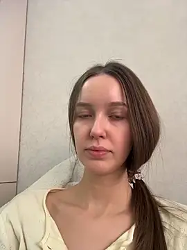 Snapshot of ElliRose chatting on January 8, 2026, 8:53 am ElliRose online show from January 8, 2026, 8:53 am